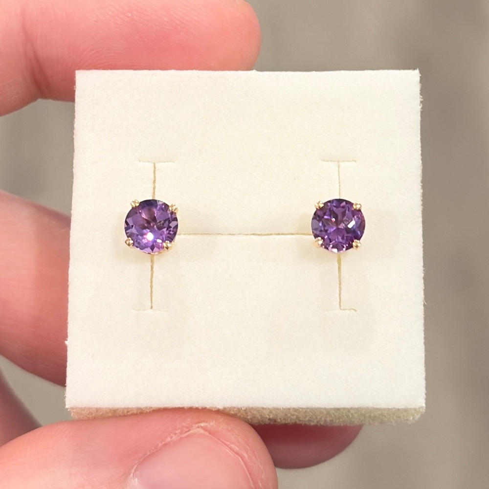 14K Amethyst Stud Earrings, Dainty Round Solitaire, Light Purple, Yellow Gold - Picture 3 of 13